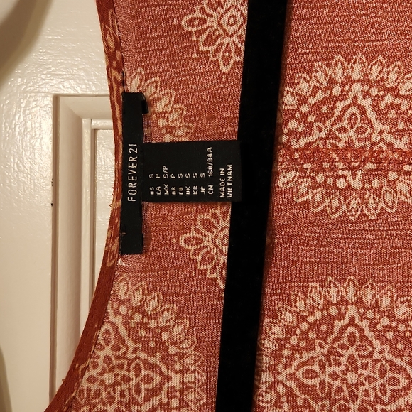 Bohemian shawl with sleeves - Picture 4 of 7